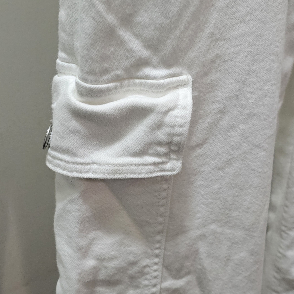 American Eagle Outfitters White Cargo Pants - Picture 5 of 9